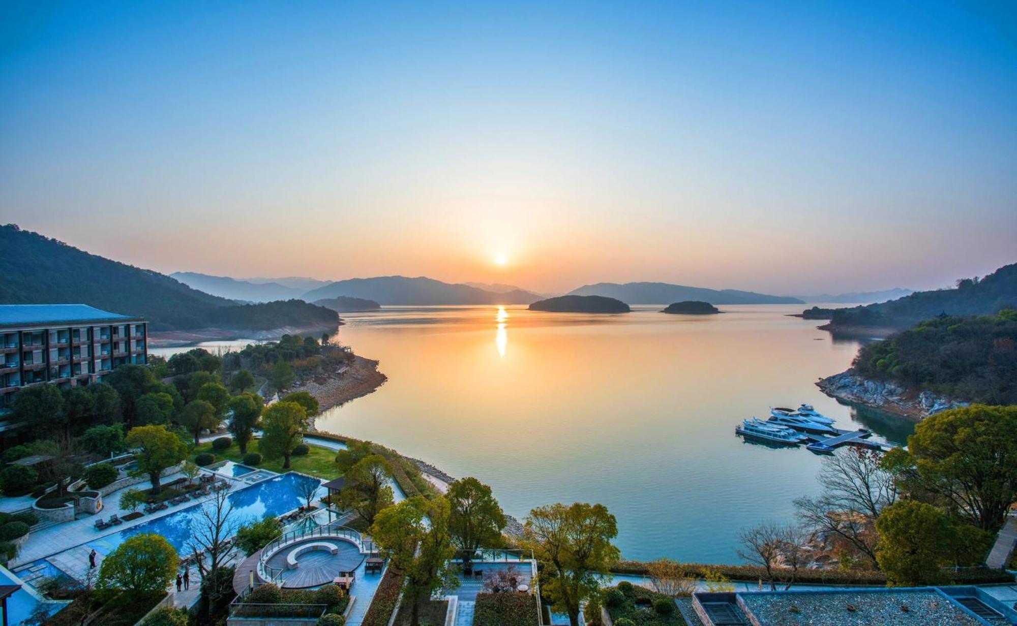 Intercontinental One Thousand Island Lake Resort By Ihg Chun'an Esterno foto
