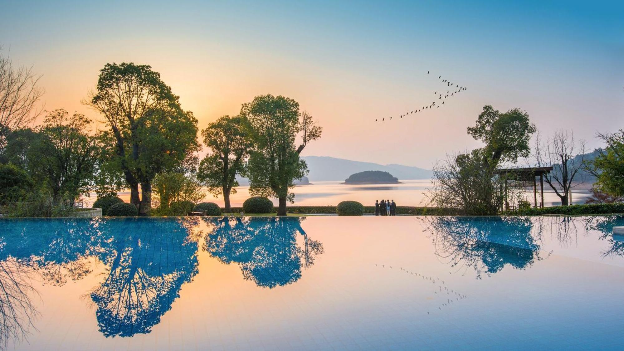 Intercontinental One Thousand Island Lake Resort By Ihg Chun'an Esterno foto
